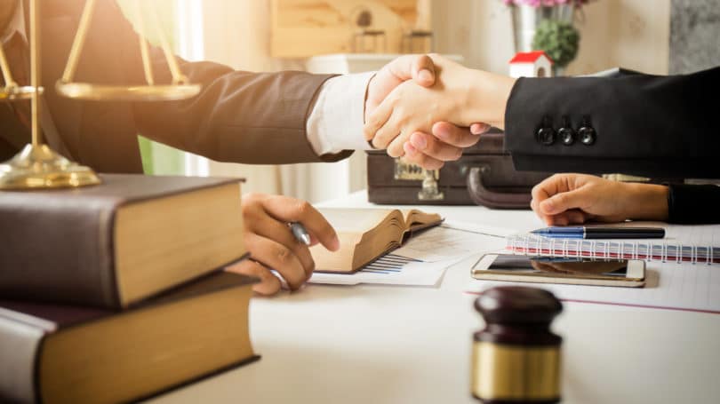 attorneys-need-extra-hands